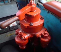 Кран экстренного торможения (аварийный) Кран экстренного торможения (аварийный)