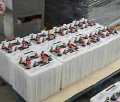 Свинцово-кислотные vs Щелочные АКБ для тепловозов: что выгоднее в 2026 году?